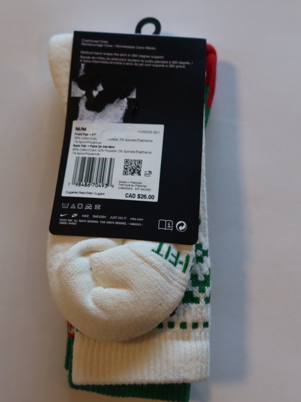 Nike Everyday Christmas Holiday Crew Socks 2-Pack NWT - Picture 3 of 4